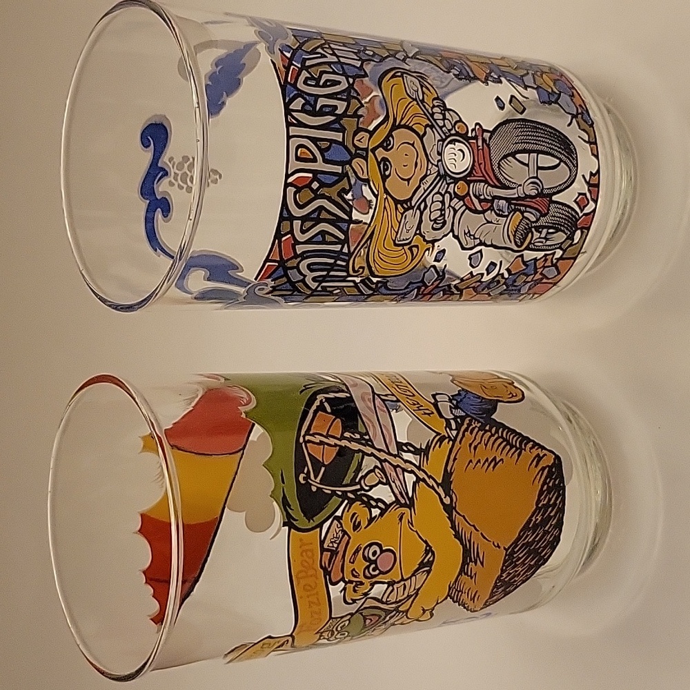 Vintage 1981 McDonald's "The Great Muppet Caper" Set of 2 Glasses